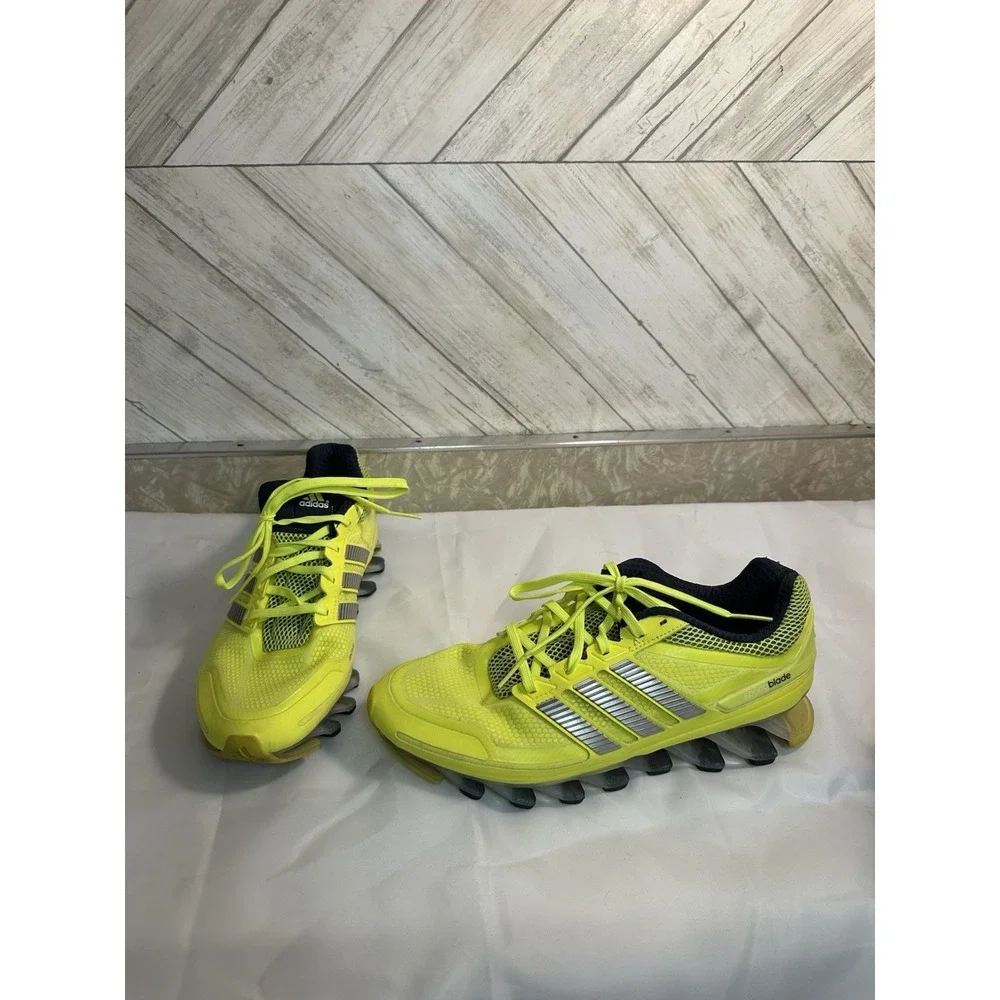 Adidas Springblade Ignite Mens Shoes 10 Neon Yellow Black Shoes LIGHT DAMAGED